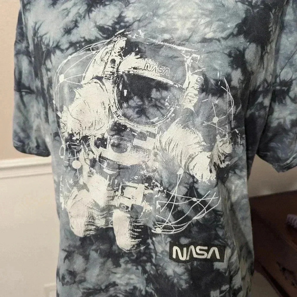 2/$10 NASA Tye dye T Shirt - Picture 2 of 5